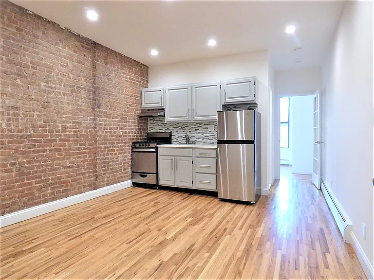 526 E 85th St #5C — Photo 3