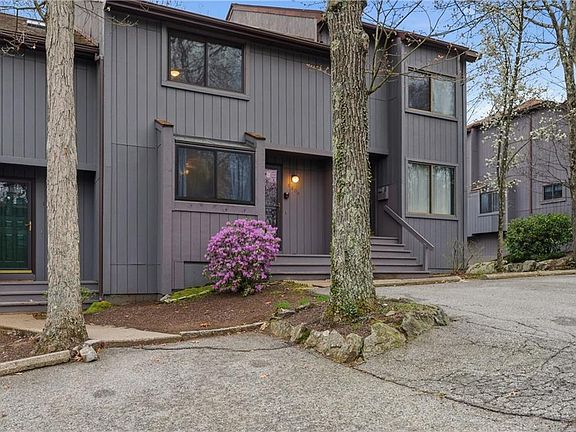 5th image of 7 Wake Robin Rd Unit 1604