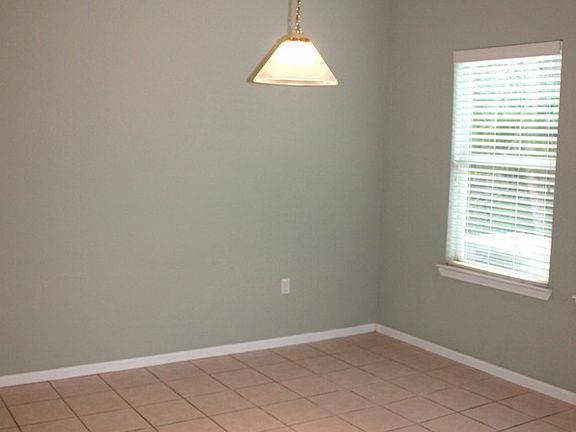 4th image of 1331 Canyon Creek Cir