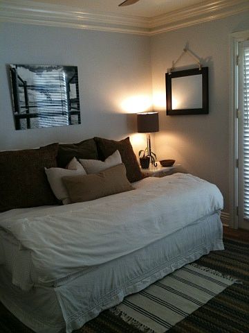 2nd image of 207 Rosebay Dr