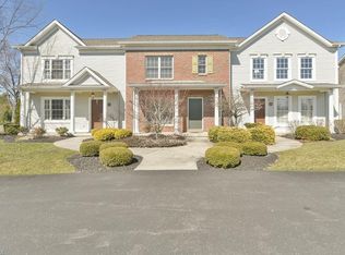3 Townsquare Blvd #3, Columbiana, OH 44408