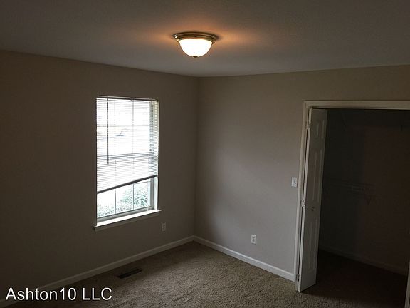 3rd image of 43 Savannah Way