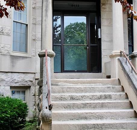 2nd image of 6433 S Kenwood Ave APT 3N