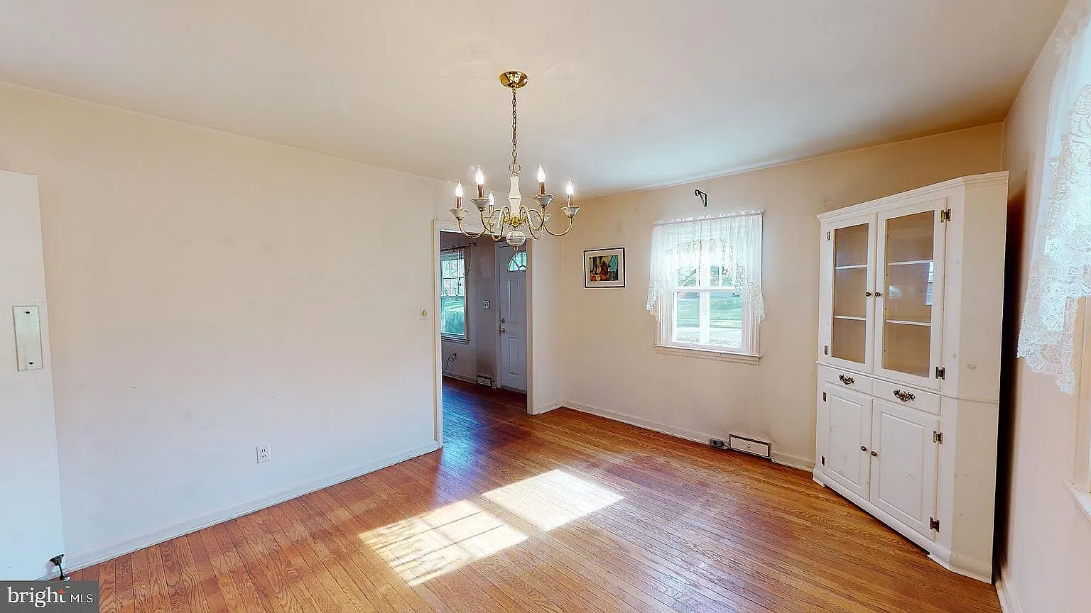 4 bed, 1767 sqft, $3,000 — Photo 3