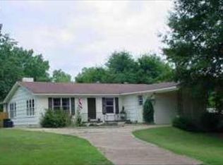 801 Howard Rd, Starkville, MS 39759