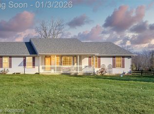 8450 Whiteford Center Rd, Ottawa Lake, MI 49267