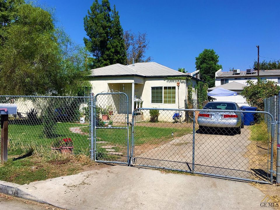 2nd image of 2416 Colton St