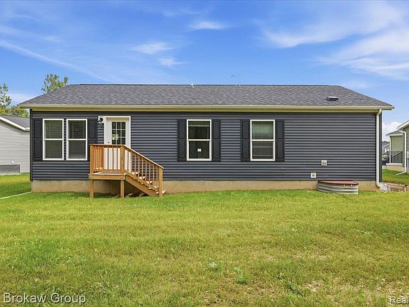 5th image of 4231 Sugar Maple Run