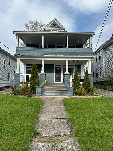 1641 Robinwood Ave #1 Photo 1