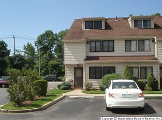 291 Signs Rd #F, Staten Island, NY 10314