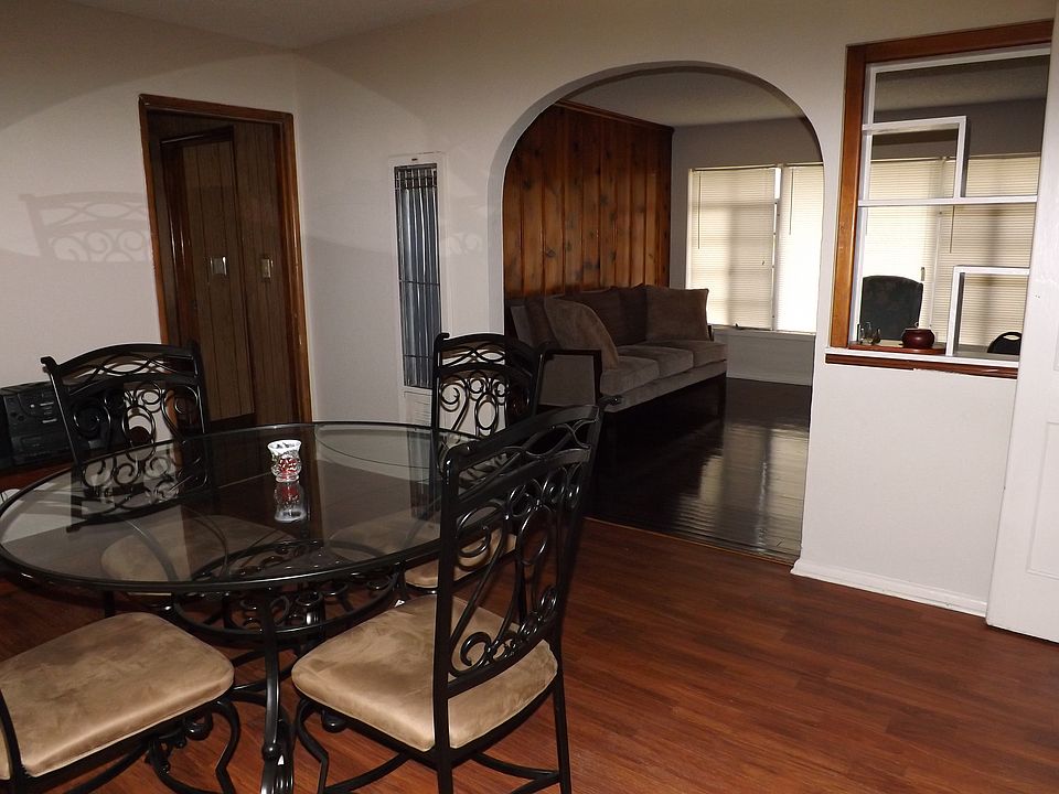 2nd image of 3002 Hillcrest Dr