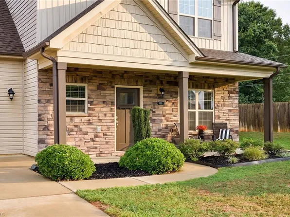 488 Dorchester St, Clemmons, NC 27012