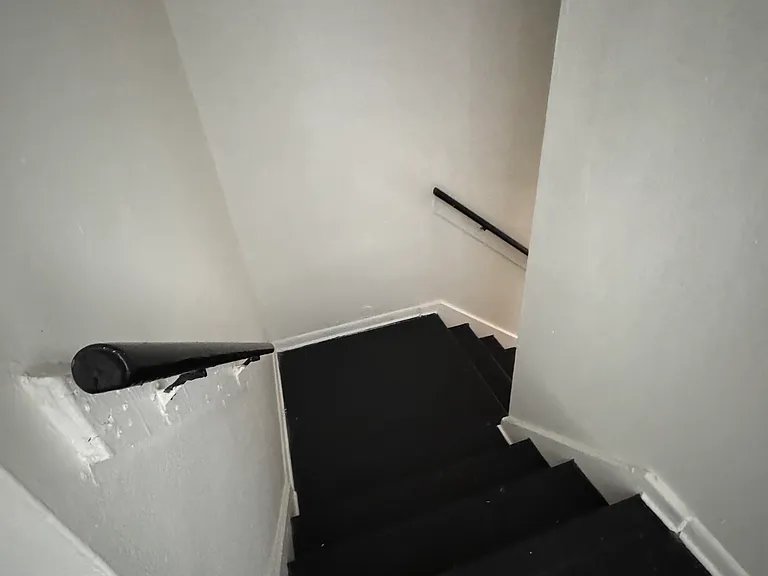 1131 Phelps St — Photo 15