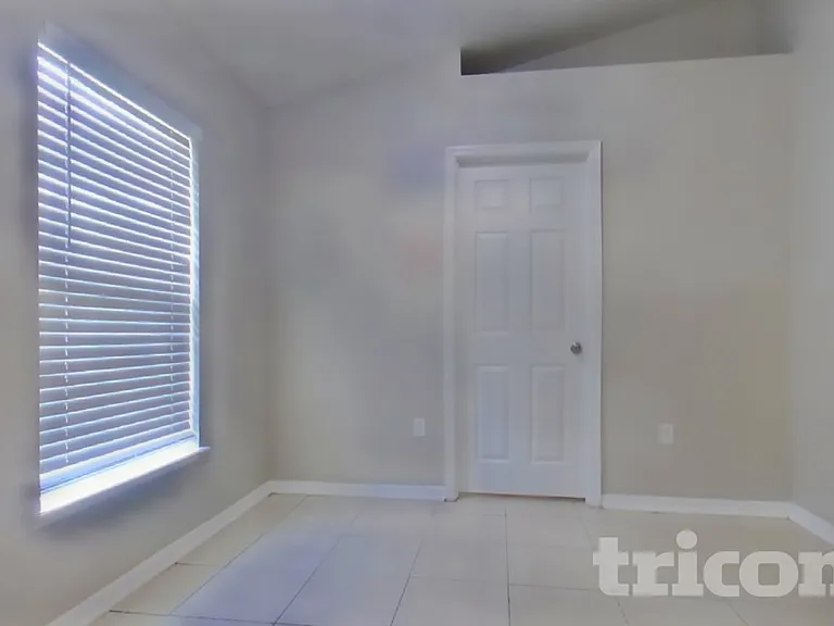 1120 Imperial Eagle St — Photo 6