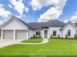 2908 Quiet Oak Pl, Schriever, LA 70395