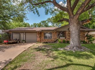 2213 Druid Dr, Irving, TX 75060