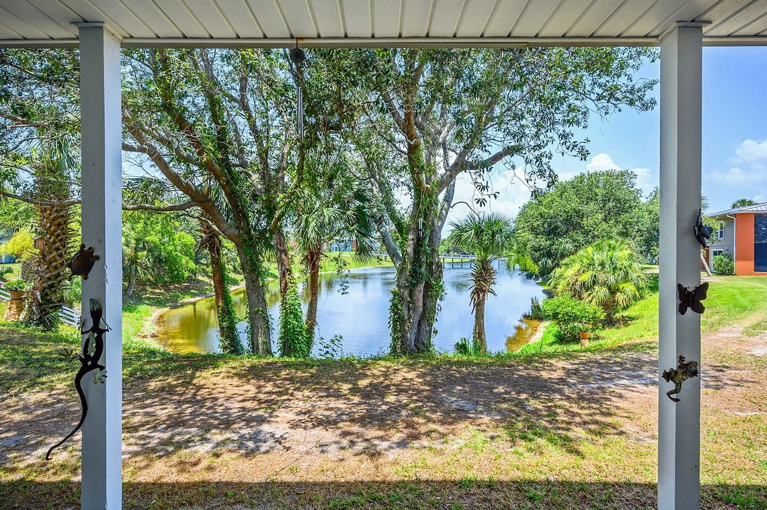 1 bed, 1.0 bath, 699 sqft, $2,241 — Photo 2