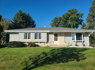 1741 Walters Dr, Grafton, WI 53024