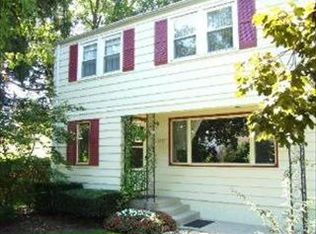 9020 Knight Ave, Des Plaines, IL