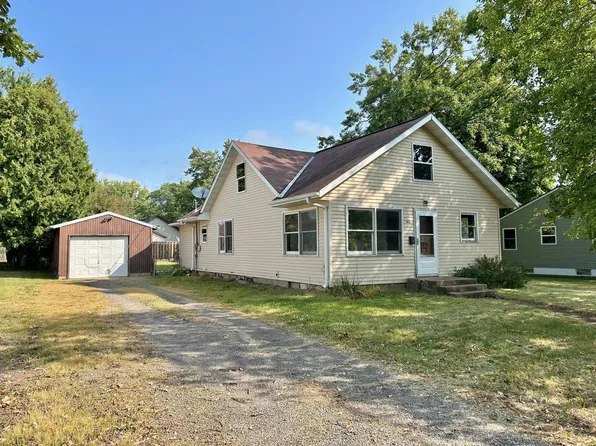615 4th St SW, Crosby, MN 56441