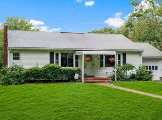 432 Maure Ave, East Patchogue, NY 11772