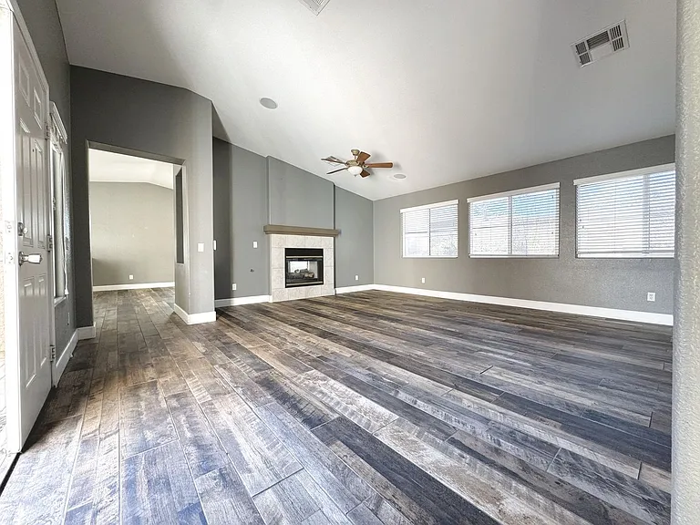 8209 Dusty Valley Ct — Photo 10