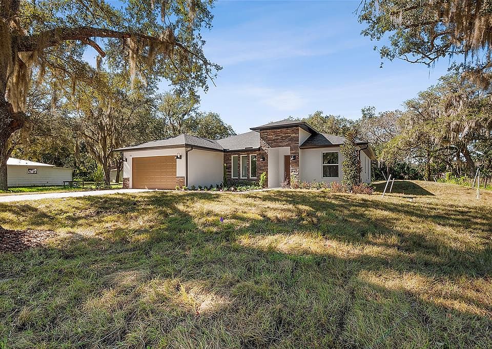 1st image of 304 N Jungle Rd