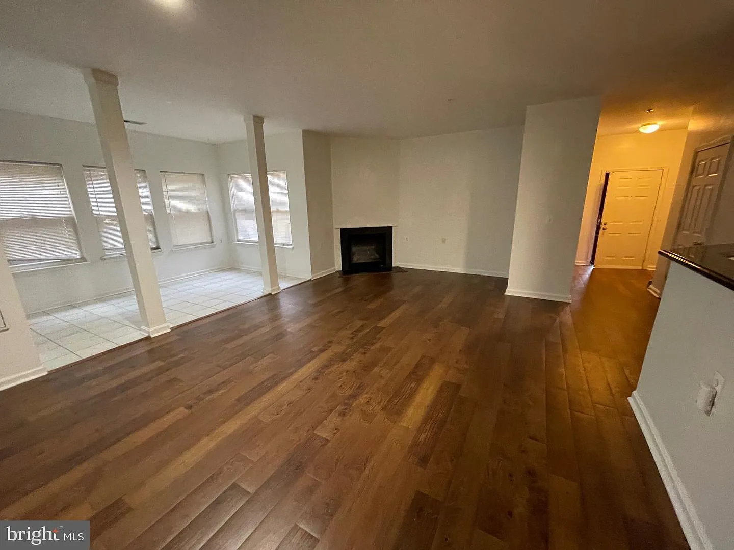 3 bed, 1593 sqft, $2,550 — Photo 4