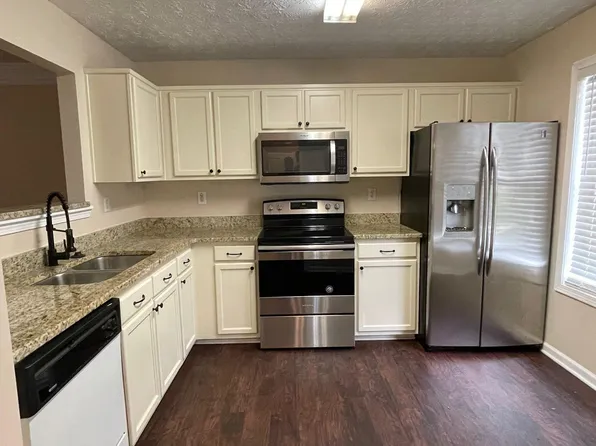 4441 Logan Way #4441, Acworth, GA 30101