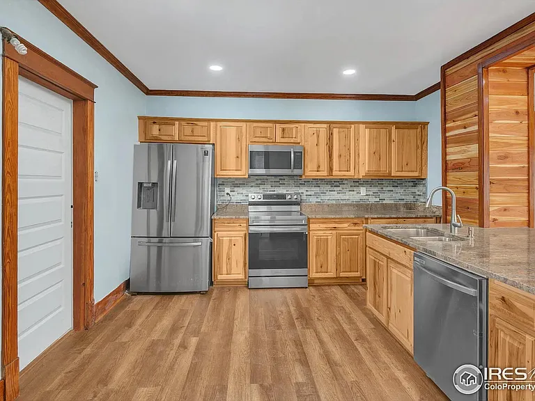 1545 13th Ave — Photo 7