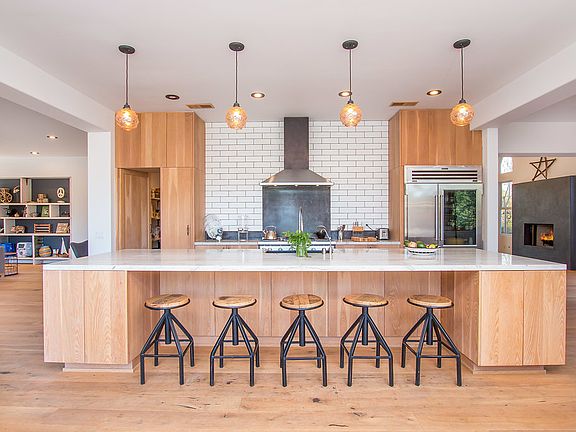 Grand Quartzite Stone Island