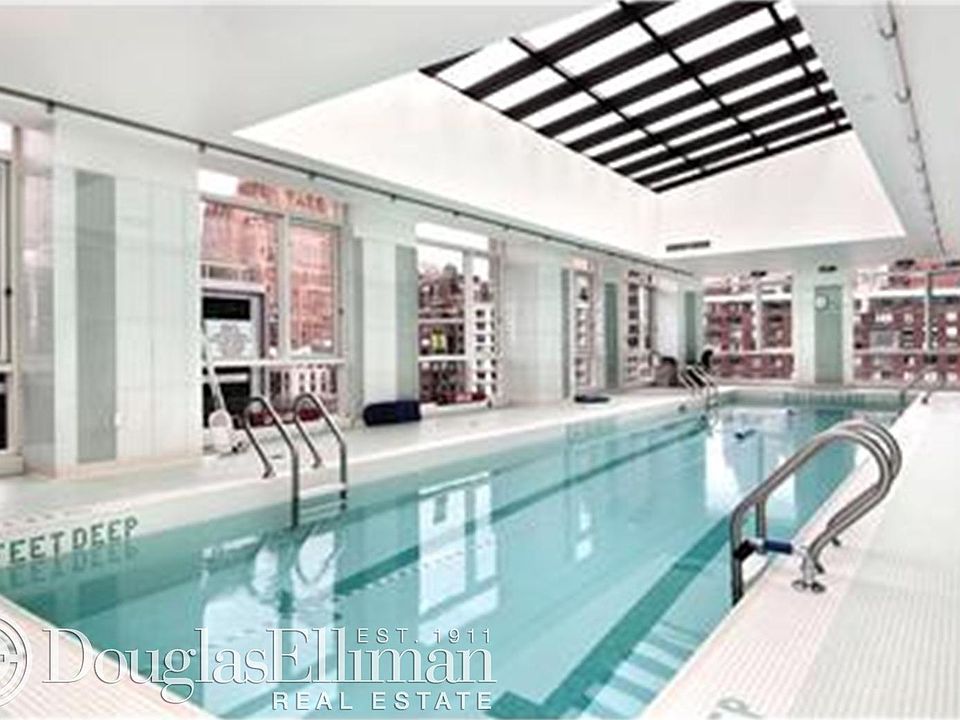 1st image of 200 Chambers St APT 11G