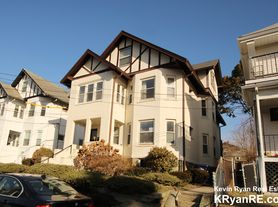 29 Justin Rd, Brighton, MA