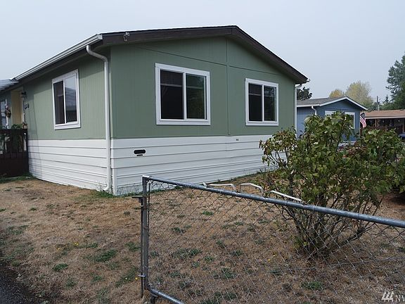 2nd image of 159 136th St S Trailer 33