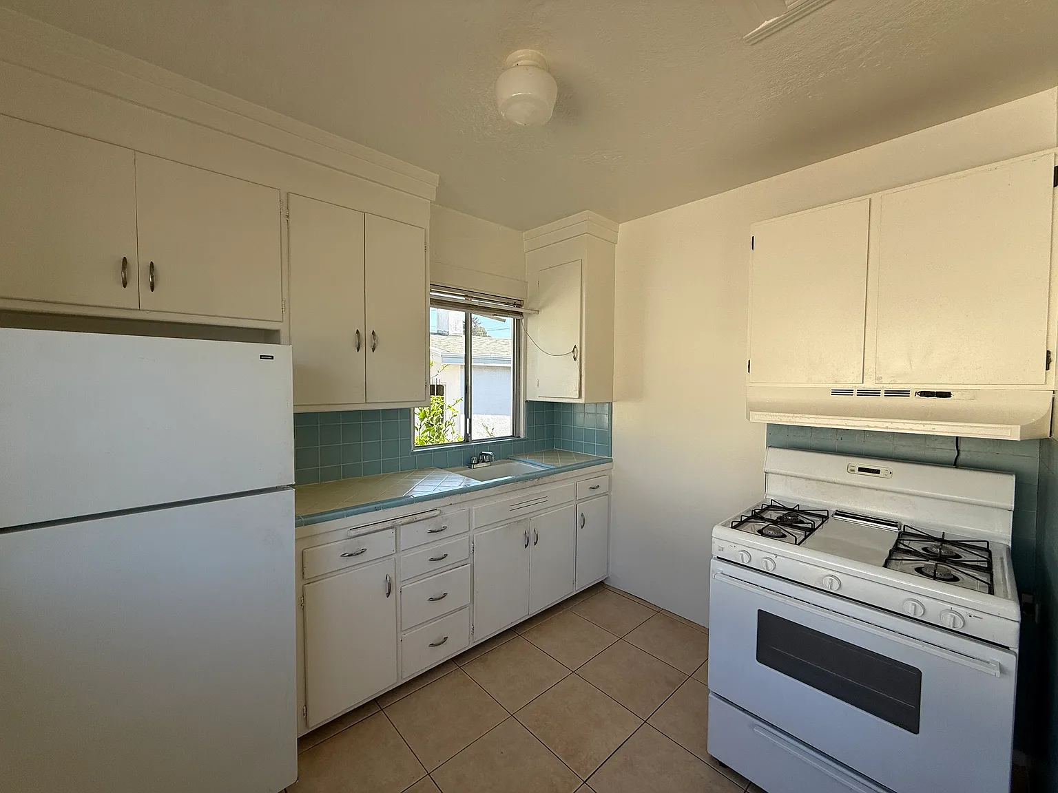 1 bed, $1,895 — Photo 4