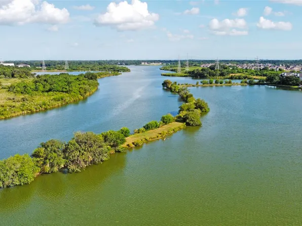 18800 Egret Bay Blvd APT 1201, Houston, TX 77058
