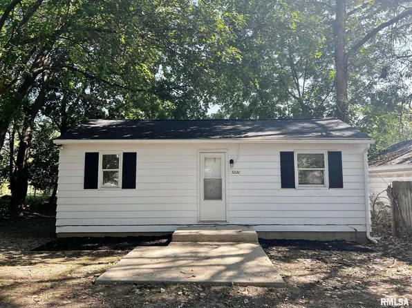 3220 N Gale Ave, Peoria, IL 61604