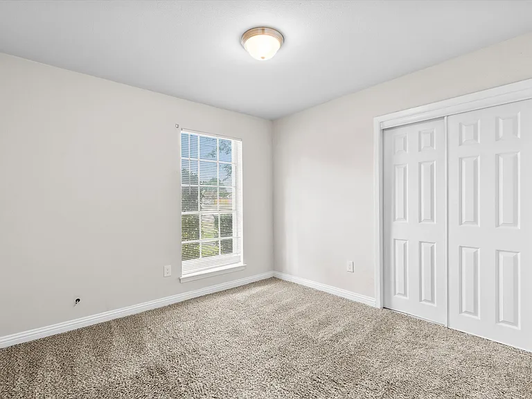 2117 Tiehack Ln — Photo 15