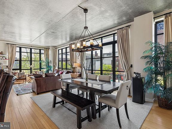 2nd image of 317 Vine St #312
