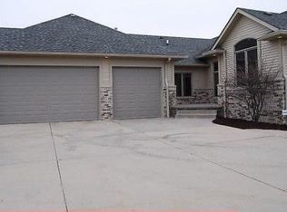 2823 SW 30th St, Des Moines, IA 50321