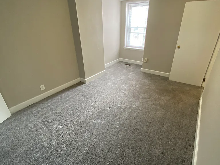 4044 Sansom St #H — Photo 7