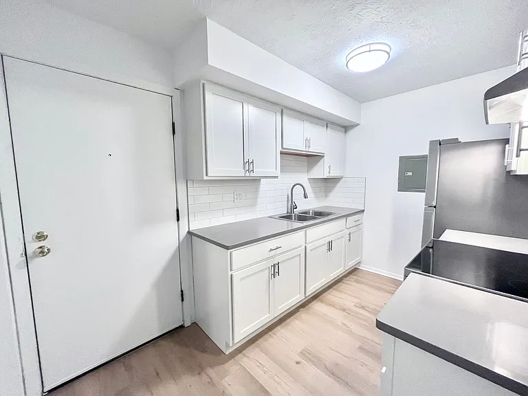 Acres Crossing Apartments — Photo 76
