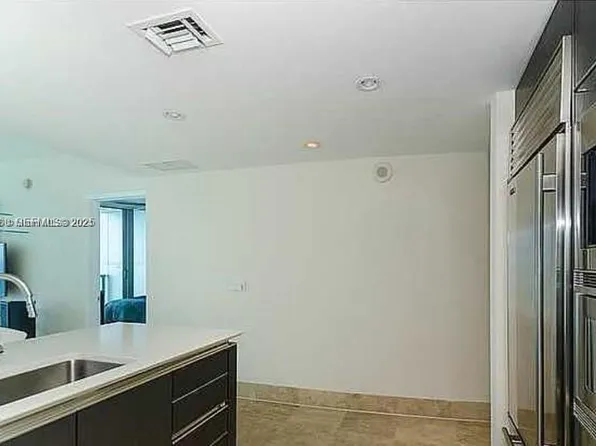 17001 Collins Ave, Sunny Isles Beach, FL