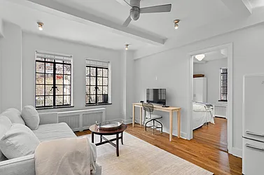 25 Tudor City Place #619 image 1 of 27