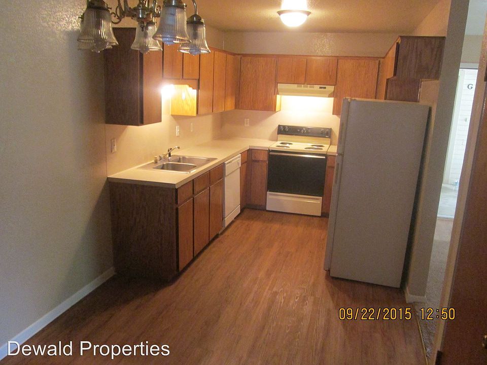 1st image of 1807 N Main St APT F
