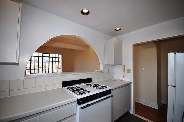 Rented by Corcoran | media 34