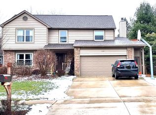 328 Slate Run Dr, Powell, OH 43065