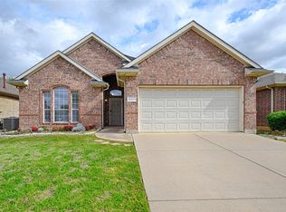2317 Priscella Dr, Fort Worth, TX 76131