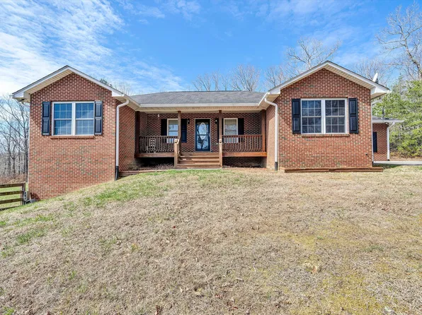 175 White Deer Trl, New Castle, VA 24127