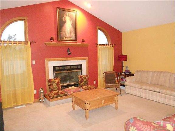 5th image of 7115 Higgins Park East Ave